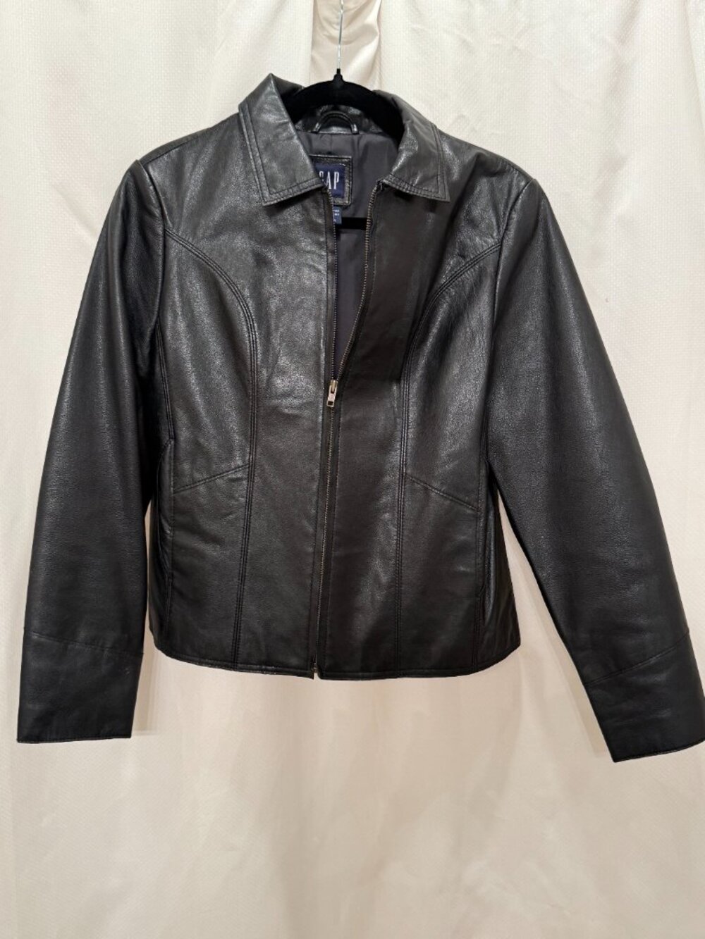 Black lightweight leather jacket, women's medium - Picture 2 of 9